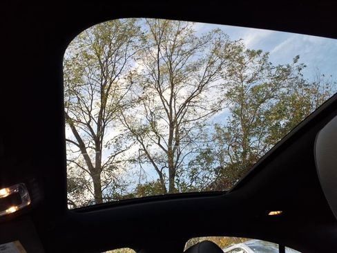 Used 2025 Mercedes-Benz CLA 250 image 29