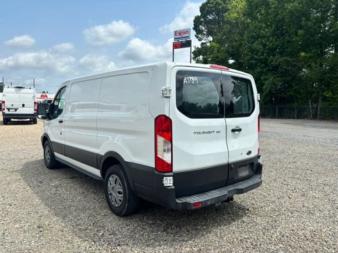 Used 2016 Ford Transit 150 130 Low Roof RWD image 3