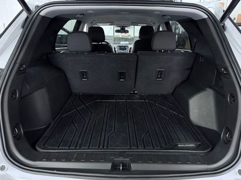 Used 2022 Chevrolet Equinox LT AWD/4WD image 10
