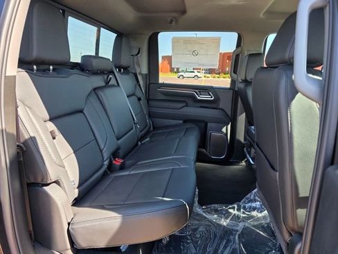 New 2026 GMC Sierra 3500 Denali w/ Technology Package image 24