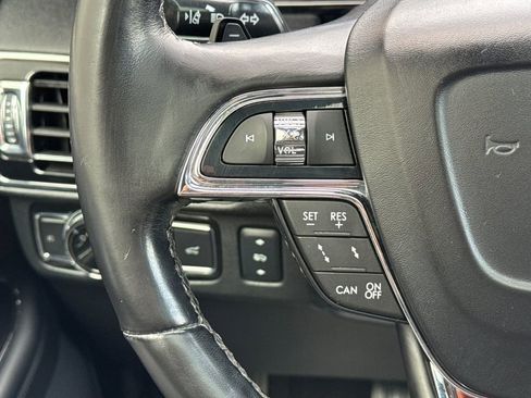 Used 2018 Lincoln Navigator L Reserve w/ Technology Package AWD/4WD image 31