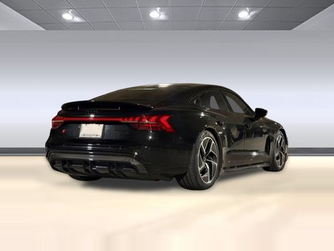 Used 2024 Audi RS e-tron GT w/ Carbon Performance Package AWD/4WD image 9