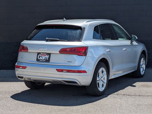 Used 2019 Audi Q5 2.0T Premium w/ Convenience Package AWD/4WD image 5
