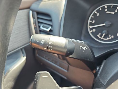 Used 2023 Nissan Rogue S image 28