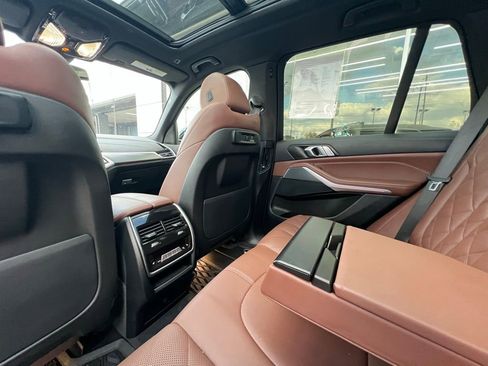 Used 2023 BMW X5 xDrive40i w/ Premium Package image 17