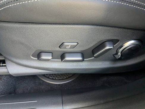 New 2025 Genesis GV70 3.5T Sport w/ Sport Advanced Package AWD/4WD image 18