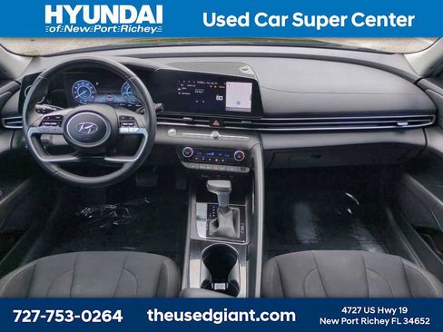 Certified 2023 Hyundai Elantra SEL w/ Convenience Package FWD image 14