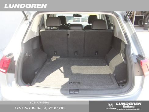 Used 2021 Volkswagen Tiguan SE AWD/4WD image 15