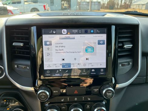 Used 2022 RAM 1500 Big Horn image 15