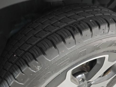 Used 2022 Jeep Renegade Trailhawk w/ Sun/Sound Group image 20