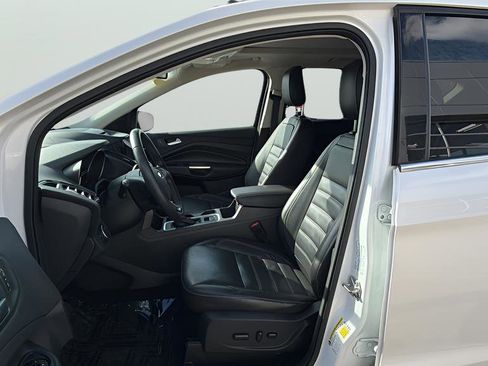Used 2018 Ford Escape SEL w/ Ford Safe & Smart Package FWD image 30