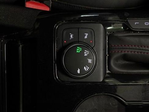 Used 2022 Chevrolet Blazer RS w/ Enhanced Convenience Package image 21