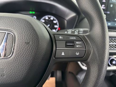 New 2026 Honda HR-V LX image 25