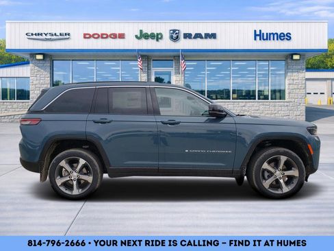 New 2026 Jeep Grand Cherokee Limited AWD/4WD image 2
