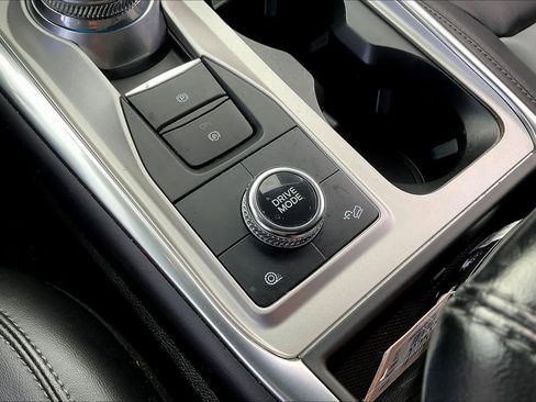 Used 2023 Ford Explorer XLT w/ Equipment Group 202A image 37