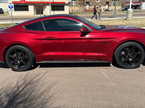 Used 2019 Ford Mustang GT Premium w/ Ford Safe & Smart Package RWD image 4
