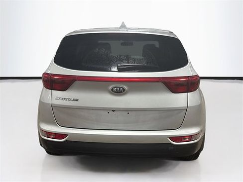 Used 2019 Kia Sportage LX image 6
