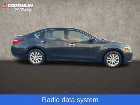 Used 2016 Nissan Altima 2.5 S w/ Power Driver Seat Package image 5