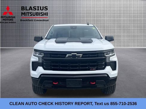 Used 2024 Chevrolet Silverado 1500 LT Trail Boss w/ Protection Package AWD/4WD image 3