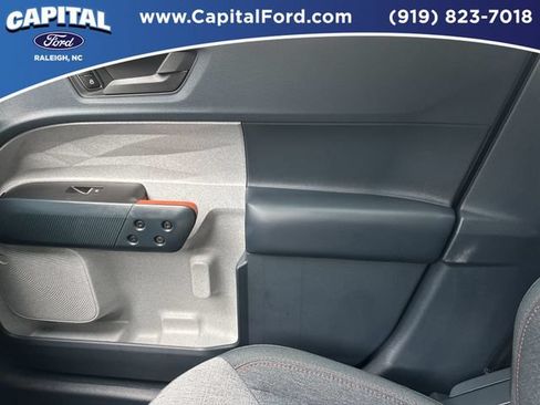 Certified 2024 Ford Maverick XLT w/ XLT Luxury Package AWD/4WD image 29