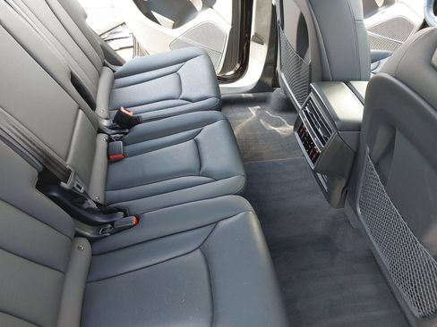 Certified 2026 Audi Q7 3.0T Premium Plus w/ Premium Plus Package AWD/4WD image 11