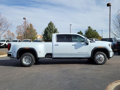 New 2026 GMC Sierra 3500 Denali Ultimate image 2