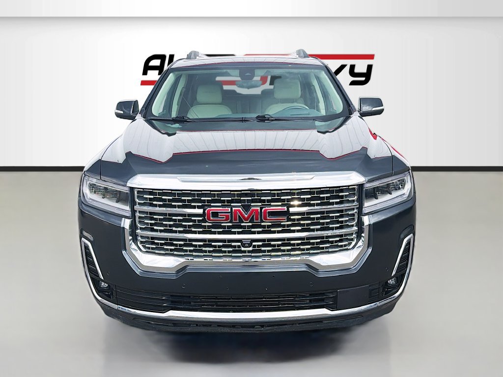 Used 2021 GMC Acadia Denali w/ Denali Technology Package AWD/4WD image 2