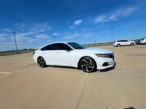Used 2022 Honda Accord Sport Special Edition image 2