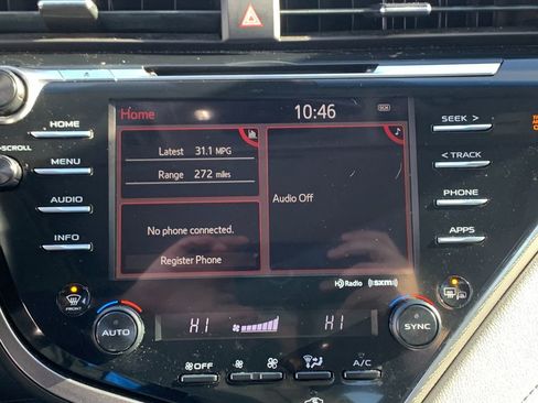 Used 2018 Toyota Camry SE image 22