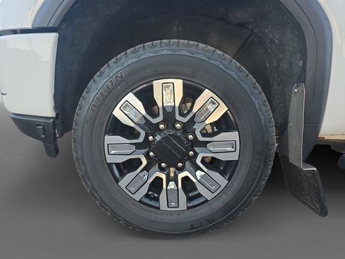 Used 2022 GMC Sierra 2500 Denali AWD/4WD image 15