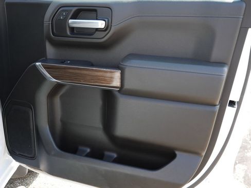 Used 2019 Chevrolet Silverado 1500 LT w/ All-Star Edition AWD/4WD image 10