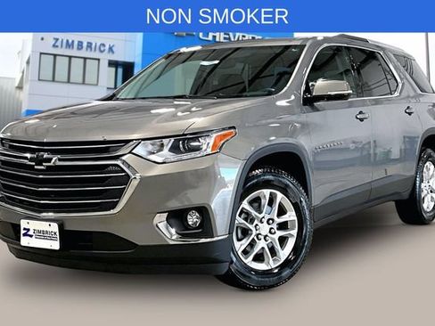 Used 2018 Chevrolet Traverse LT AWD/4WD image 3