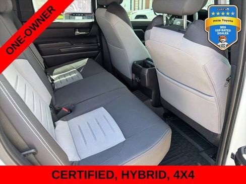 Certified 2025 Toyota Tacoma TRD Off-Road AWD/4WD image 17