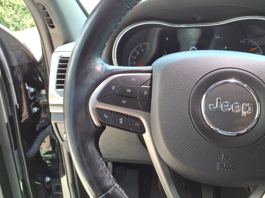Used 2020 Jeep Grand Cherokee Limited w/ Luxury Group II AWD/4WD image 18