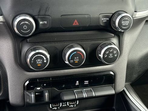 Used 2022 RAM 1500 Big Horn RWD image 24