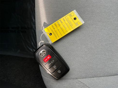 Certified 2025 Toyota Camry LE image 30