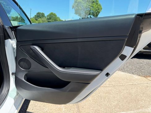 Used 2023 Tesla Model 3 Standard Range RWD image 14