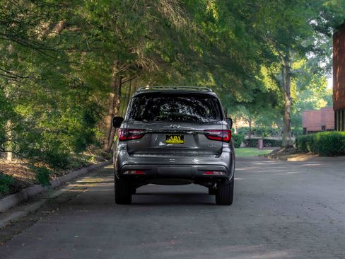 Used 2021 INFINITI QX80 Premium Select w/ All-Season Package RWD image 37