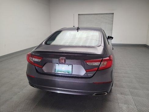 Used 2019 Honda Accord Sport image 7