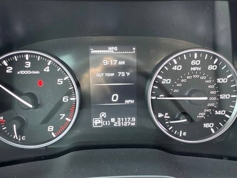 Used 2024 Subaru Crosstrek 2.0i Premium AWD/4WD image 8