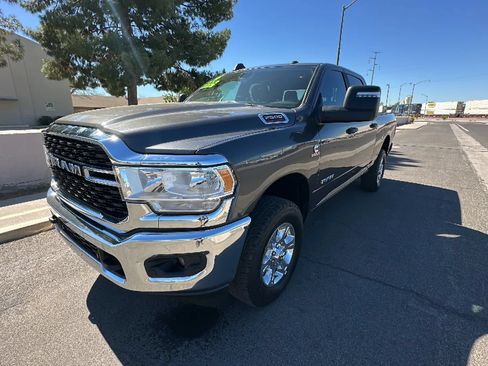 Used 2024 RAM 2500 Big Horn w/ Level 2 Equipment Group AWD/4WD image 10