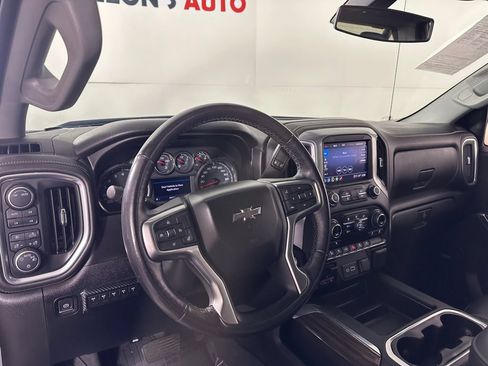 Used 2021 Chevrolet Silverado 1500 LT Trail Boss w/ Convenience Package II AWD/4WD image 14