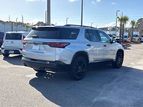 Used 2022 Chevrolet Traverse Premier w/ Redline Edition image 33