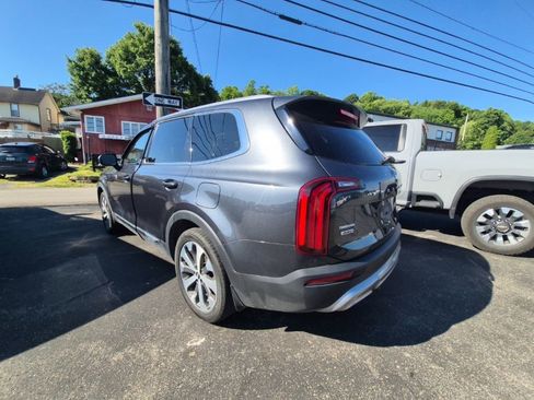 Used 2020 Kia Telluride EX w/ EX Premium Package AWD/4WD image 5