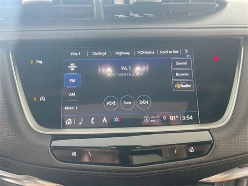 Used 2023 Cadillac XT5 Sportv image 39