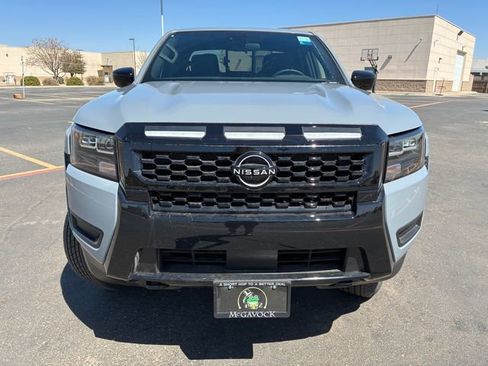 New 2026 Nissan Frontier SV w/ Tow Package AWD/4WD image 9