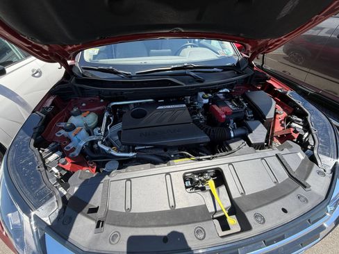 Used 2025 Nissan Rogue SV AWD/4WD image 34