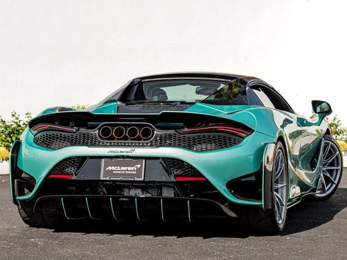 Used 2022 McLaren 765LT RWD image 9