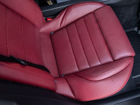 Used 2024 Porsche Panamera 4 image 40