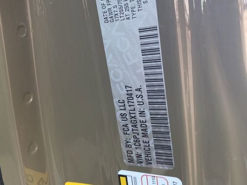 New 2026 Jeep Gladiator Sport AWD/4WD image 42